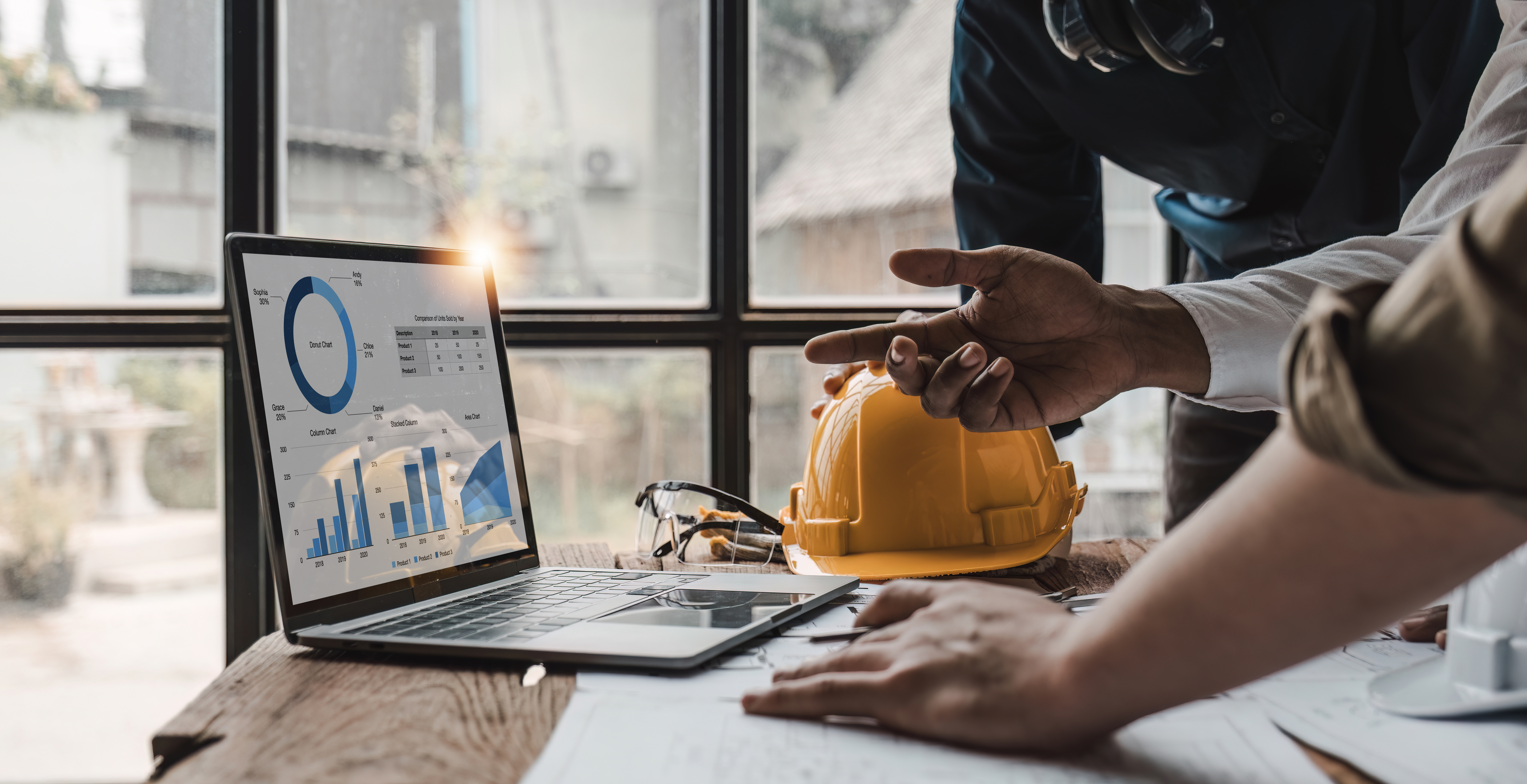 how to market a construction company online